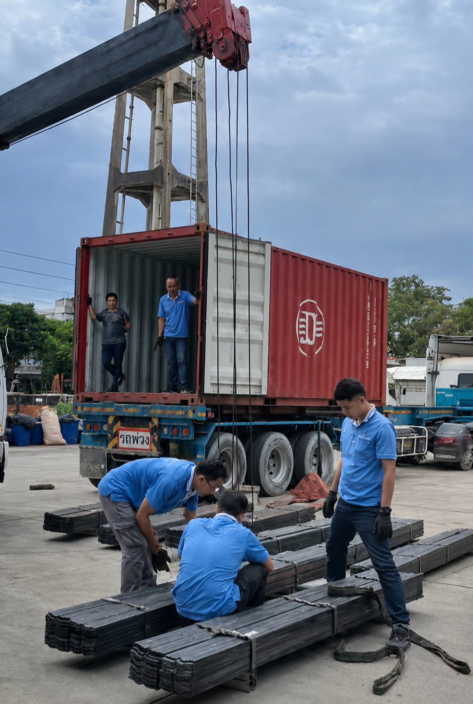 MPC team unloading industrial chain shipment from shipping container